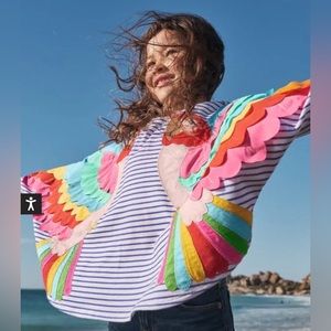 NWT! Amazing Mini Boden parrot applique French terry top. 4Y-5Y.